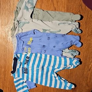 Set of 4 Newborn Child of mine made by Carter's sleepers